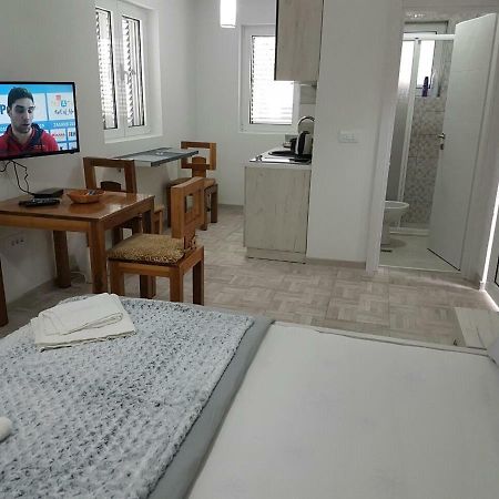 Porto Njegusi A1 Apartman Cetinje Kültér fotó